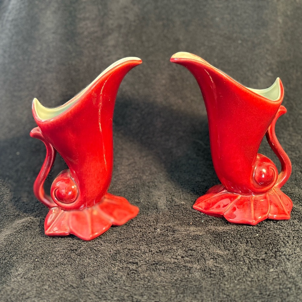 Vintage Set of Red Wing Scarlet Ceramic Vases